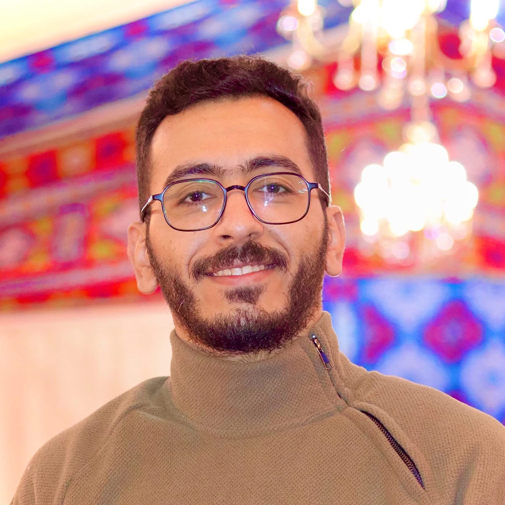 معتز كمال
